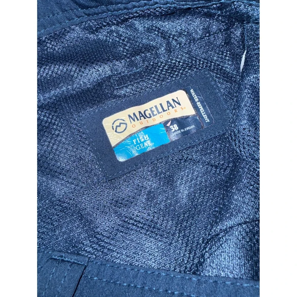 Magellan Outdoors Fish Gear‎ Mens Blue Water Repellent Fishing Shorts Size 38